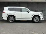 2026 Toyota Land Cruiser 300ZX, Modellista Aero, JBL, Rear Enter T, Rear Differential Lock White Jeep for sale, Japanese used car export - photo 11 of 36 | GULJI TRADERS