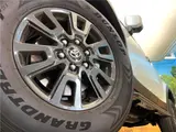 2026 Toyota Land Cruiser VX Pearl Jeep for sale, Japanese used car export - photo 27 of 30 | GULJI TRADERS