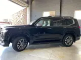 2026 Toyota Land Cruiser ZX / Modellista Aero / JBL / Rear Entertainment / COOLBOX Black Jeep for sale, Japanese used car export - photo 5 of 39 | GULJI TRADERS