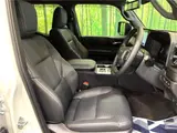 2026 Toyota Land Cruiser VX Pearl Jeep for sale, Japanese used car export - photo 22 of 30 | GULJI TRADERS