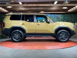 2026 Toyota Land Cruiser VX Gold Jeep for sale, Japanese used car export - photo 17 of 30 | GULJI TRADERS
