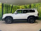2026 Toyota Land Cruiser VX Pearl Jeep for sale, Japanese used car export - photo 12 of 30 | GULJI TRADERS