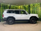 2026 Toyota Land Cruiser VX Pearl Jeep for sale, Japanese used car export - photo 16 of 30 | GULJI TRADERS