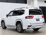 2026 Toyota Land Cruiser ZX White Jeep for sale, Japanese used car export - photo 3 of 43 | GULJI TRADERS