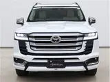 2026 Toyota Land Cruiser ZX White Jeep for sale, Japanese used car export - photo 9 of 43 | GULJI TRADERS