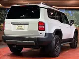 2026 Toyota Land Cruiser VX Pearl Jeep for sale, Japanese used car export - photo 18 of 30 | GULJI TRADERS