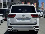 2026 Toyota Land Cruiser ZX 4WD White Jeep for sale, Japanese used car export - photo 8 of 24 | GULJI TRADERS