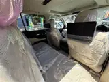 2026 Toyota Land Cruiser ZX 4WD White Jeep for sale, Japanese used car export - photo 18 of 24 | GULJI TRADERS