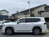 2026 Toyota Land Cruiser ZX 4WD White Jeep for sale, Japanese used car export - photo 7 of 24 | GULJI TRADERS