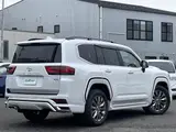 2026 Toyota Land Cruiser ZX 4WD White Jeep for sale, Japanese used car export - photo 10 of 24 | GULJI TRADERS