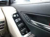 2026 Toyota Land Cruiser 3.3 ZX 5 people Pearl Jeep for sale, Japanese used car export - photo 20 of 21 | GULJI TRADERS