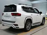 2026 Toyota Land Cruiser ZX 4WD Pearl Jeep for sale, Japanese used car export - photo 2 of 12 | GULJI TRADERS
