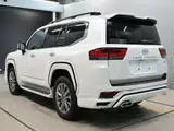 2026 Toyota Land Cruiser ZX 4WD Pearl Jeep for sale, Japanese used car export - photo 6 of 12 | GULJI TRADERS