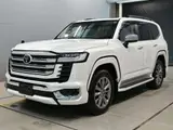 2026 Toyota Land Cruiser ZX 4WD Pearl Jeep for sale, Japanese used car export - photo 1 of 12 | GULJI TRADERS