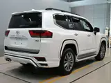 2026 Toyota Land Cruiser ZX 4WD Pearl Jeep for sale, Japanese used car export - photo 2 of 12 | GULJI TRADERS