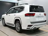 2026 Toyota Land Cruiser ZX 4WD Pearl Jeep for sale, Japanese used car export - photo 6 of 12 | GULJI TRADERS
