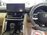 2026 Toyota Land Cruiser ZX 4WD Pearl Jeep for sale, Japanese used car export - photo 11 of 12 | GULJI TRADERS