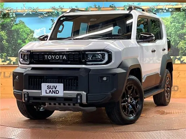 2026 Toyota Land Cruiser FJ VX Pearl Jeep for sale, Japanese used car export - photo 1 of 30 | GULJI TRADERS