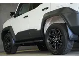 2026 Toyota Land Cruiser FJ VX 4WD, 1 owner Pearl Jeep for sale, Japanese used car export - photo 11 of 29 | GULJI TRADERS