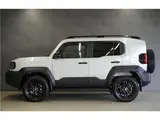 2026 Toyota Land Cruiser FJ VX 4WD, 1 owner Pearl Jeep for sale, Japanese used car export - photo 12 of 29 | GULJI TRADERS