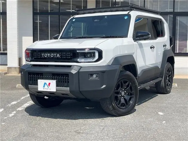 2026 Toyota Land Cruiser FJ VX - photo 1 2026 Toyota Land Cruiser FJ VX Pearl Jeep for sale, Japanese used car export | GULJI TRADERS