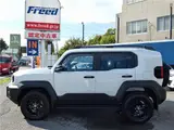 2026 Toyota Land Cruiser FJ VX4WD Pearl Jeep for sale, Japanese used car export - photo 56 of 60 | GULJI TRADERS