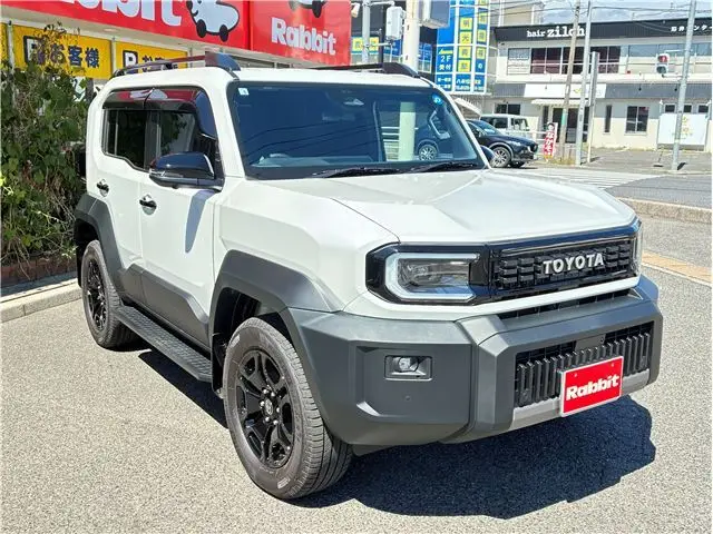 2026 Toyota Land Cruiser FJ VX - photo 1 2026 Toyota Land Cruiser FJ VX White Jeep for sale, Japanese used car export - photo 1 of 39 | GULJI TRADERS