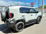 2026 Toyota Land Cruiser FJ VX White Jeep for sale, Japanese used car export - photo 17 of 39 | GULJI TRADERS