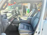 2026 Toyota Land Cruiser FJ VX White Jeep for sale, Japanese used car export - photo 21 of 39 | GULJI TRADERS