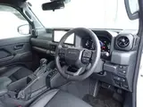 2026 Toyota Land Cruiser FJ VX Part-time 4WD Pearl Jeep for sale, Japanese used car export - photo 11 of 24 | GULJI TRADERS