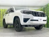 2023 Toyota Land Cruiser Prado TX L Package Matte Black Edition Pearl Jeep for sale, Japanese used car export - photo 19 of 30 | GULJI TRADERS