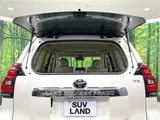 2023 Toyota Land Cruiser Prado TX L Package Pearl Jeep for sale, Japanese used car export - photo 19 of 30 | GULJI TRADERS