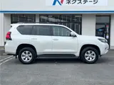 2023 Toyota Land Cruiser Prado TX L Package Pearl Jeep for sale, Japanese used car export - photo 20 of 30 | GULJI TRADERS