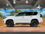 2023 Toyota Land Cruiser Prado TX L Package Matte Black Edition Pearl Jeep for sale, Japanese used car export - photo 12 of 30 | GULJI TRADERS