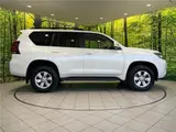 2023 Toyota Land Cruiser Prado TX Pearl Jeep for sale, Japanese used car export - photo 20 of 30 | GULJI TRADERS