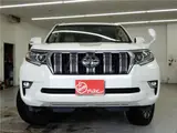 2023 Toyota Land Cruiser Prado TX L Package ☆ Sunroof ☆ 7-seater Pearl Jeep for sale, Japanese used car export - photo 5 of 32 | GULJI TRADERS