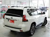 2023 Toyota Land Cruiser Prado TX L Package ☆ Sunroof ☆ 7-seater Pearl Jeep for sale, Japanese used car export - photo 8 of 32 | GULJI TRADERS