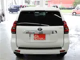 2023 Toyota Land Cruiser Prado TX L Package ☆ Sunroof ☆ 7-seater Pearl Jeep for sale, Japanese used car export - photo 12 of 32 | GULJI TRADERS