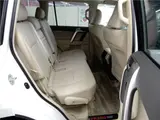 2023 Toyota Land Cruiser Prado TX L Package ☆ Sunroof ☆ 7-seater Pearl Jeep for sale, Japanese used car export - photo 24 of 32 | GULJI TRADERS