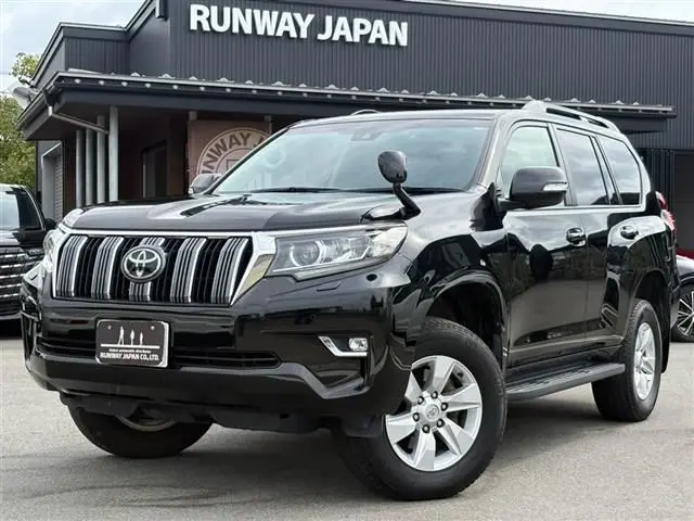 2023 Toyota Land Cruiser Prado TX 4WD Sunroof - photo 1 2023 Toyota Land Cruiser Prado TX 4WD Sunroof Black Jeep for sale, Japanese used car export - photo 1 of 26 | GULJI TRADERS