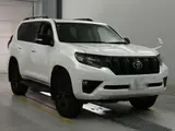 2023 Toyota Land Cruiser Prado TXL Package Matte Bra 4WD Pearl Jeep for sale, Japanese used car export - photo 5 of 12 | GULJI TRADERS
