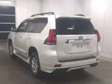 2023 Toyota Land Cruiser Prado 4WD TX L Package Pearl Jeep for sale, Japanese used car export - photo 2 of 7 | GULJI TRADERS
