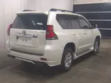 2023 Toyota Land Cruiser Prado 4WD TX L Package Pearl Jeep for sale, Japanese used car export - photo 5 of 7 | GULJI TRADERS