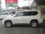 2016 Toyota Land Cruiser Prado Push Start Tx L Package Pearl SUV for sale, Japanese used car export - photo 5 of 40 | GULJI TRADERS