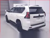 2023 Toyota Land Cruiser Prado Push Start Tx L Package Maat Black Edition Pearl SUV for sale, Japanese used car export - photo 3 of 12 | GULJI TRADERS