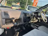 2005 Toyota Liteace Truck DX ★ Three-way opening ★ Air conditioning ★ Power steering Silver Truck for sale, Japanese used car export - photo 32 of 53 | GULJI TRADERS