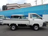 2005 Toyota Liteace Truck 4WD DX White Truck for sale, Japanese used car export - photo 6 of 24 | GULJI TRADERS