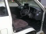 2005 Toyota Liteace Truck camping White Truck for sale, Japanese used car export - photo 12 of 24 | GULJI TRADERS