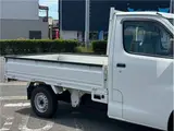2010 Toyota Liteace Truck DX ★ Navigation ★ ETC ★ CD ★ DVD ★ Full-segment TV ★ 5-speed manual transmission White Truck for sale, Japanese used car export - photo 8 of 68 | GULJI TRADERS