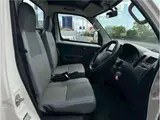 2010 Toyota Liteace Truck DX ★ Navigation ★ ETC ★ CD ★ DVD ★ Full-segment TV ★ 5-speed manual transmission White Truck for sale, Japanese used car export - photo 16 of 68 | GULJI TRADERS